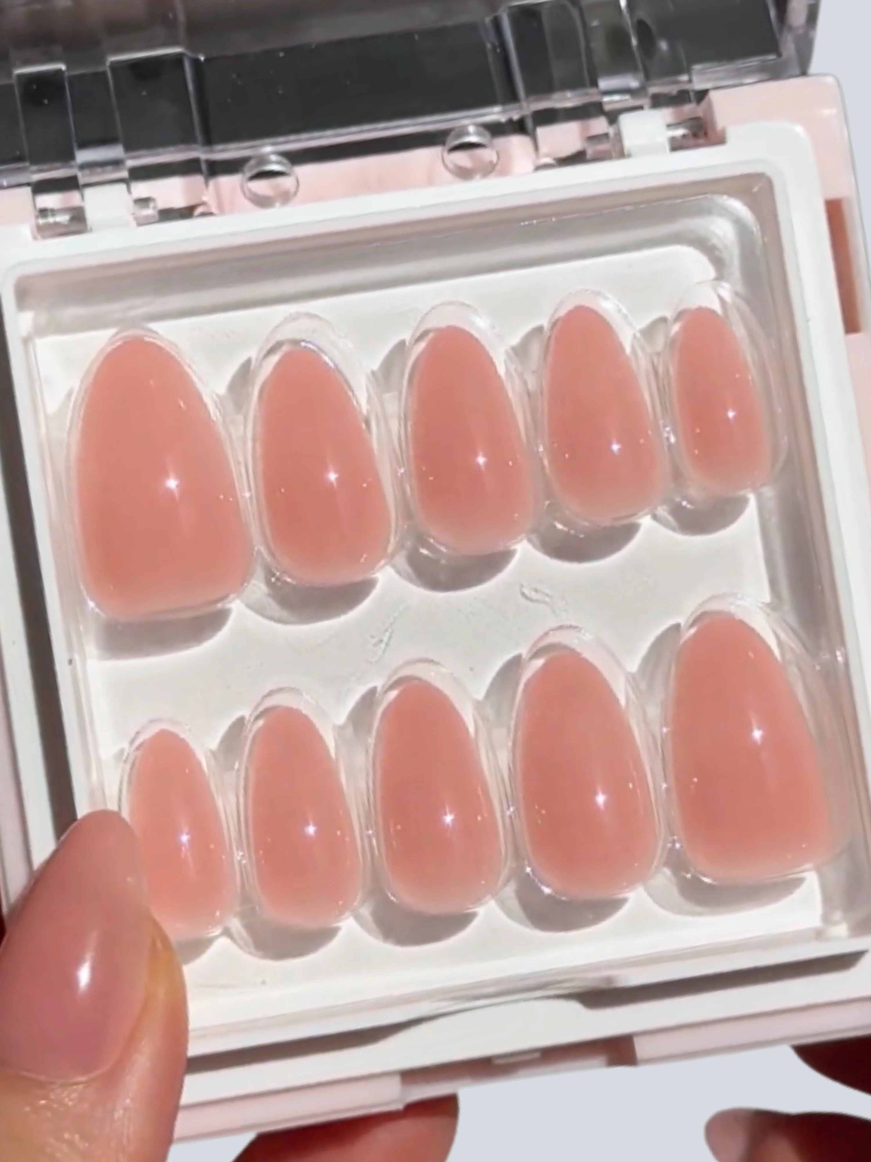 Peachy - Image 4